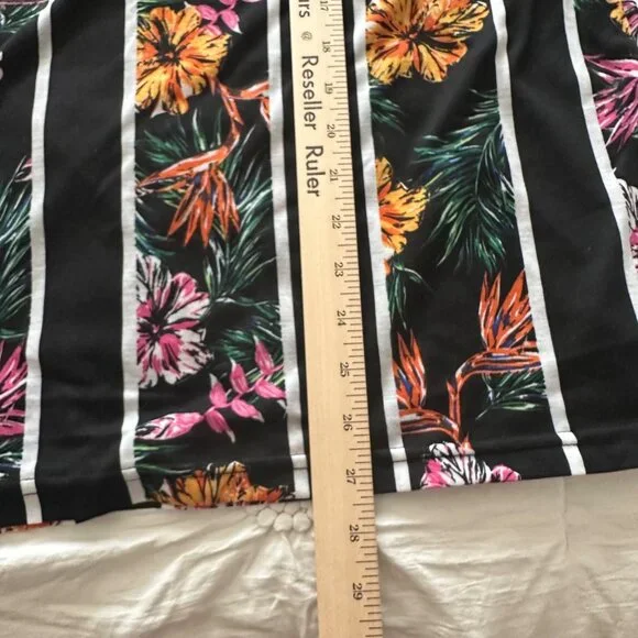 Fresh Prints Of Bel-Air Black Floral Striped Mens T-Shirt SZ L Dark Floral - Picture 8 of 8